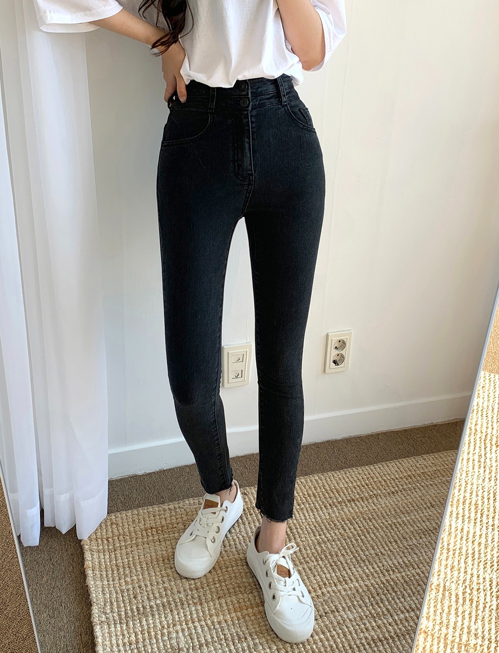 two button high waist skinny jeans
