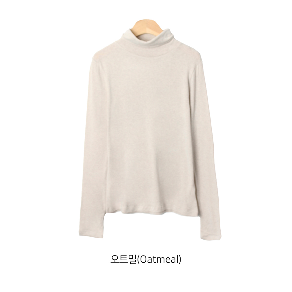 long sleeved tee cream color image-S1L55