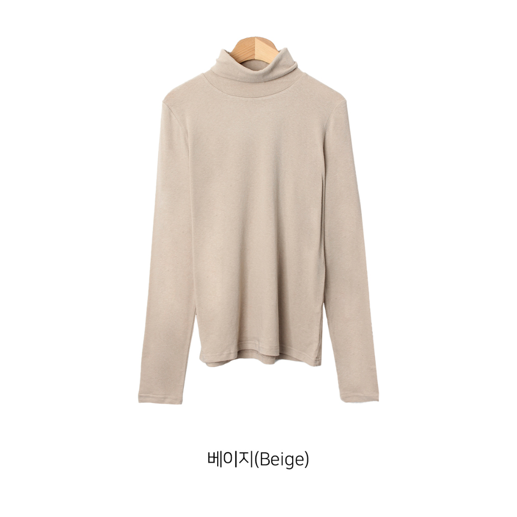 long sleeved tee cream color image-S1L57