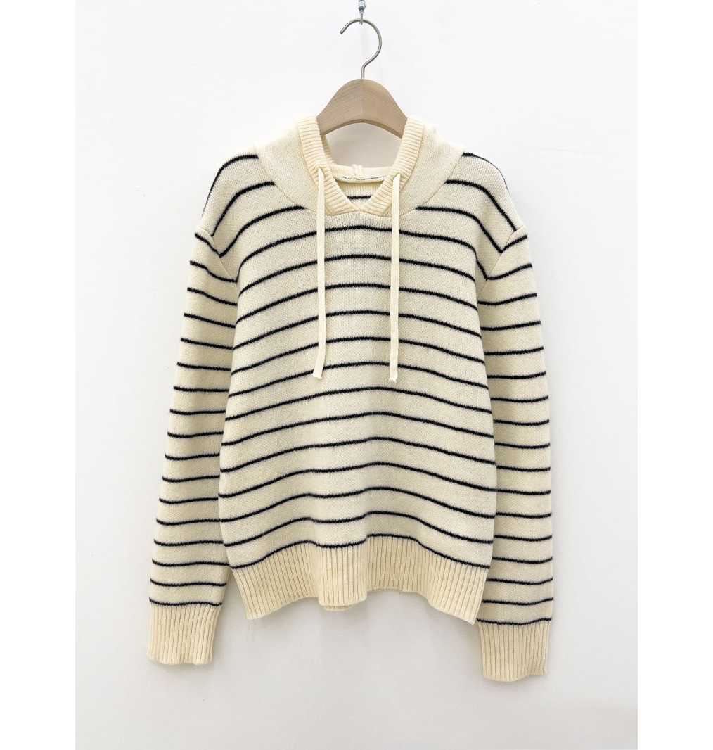 long sleeved tee ivory color image-S6L22